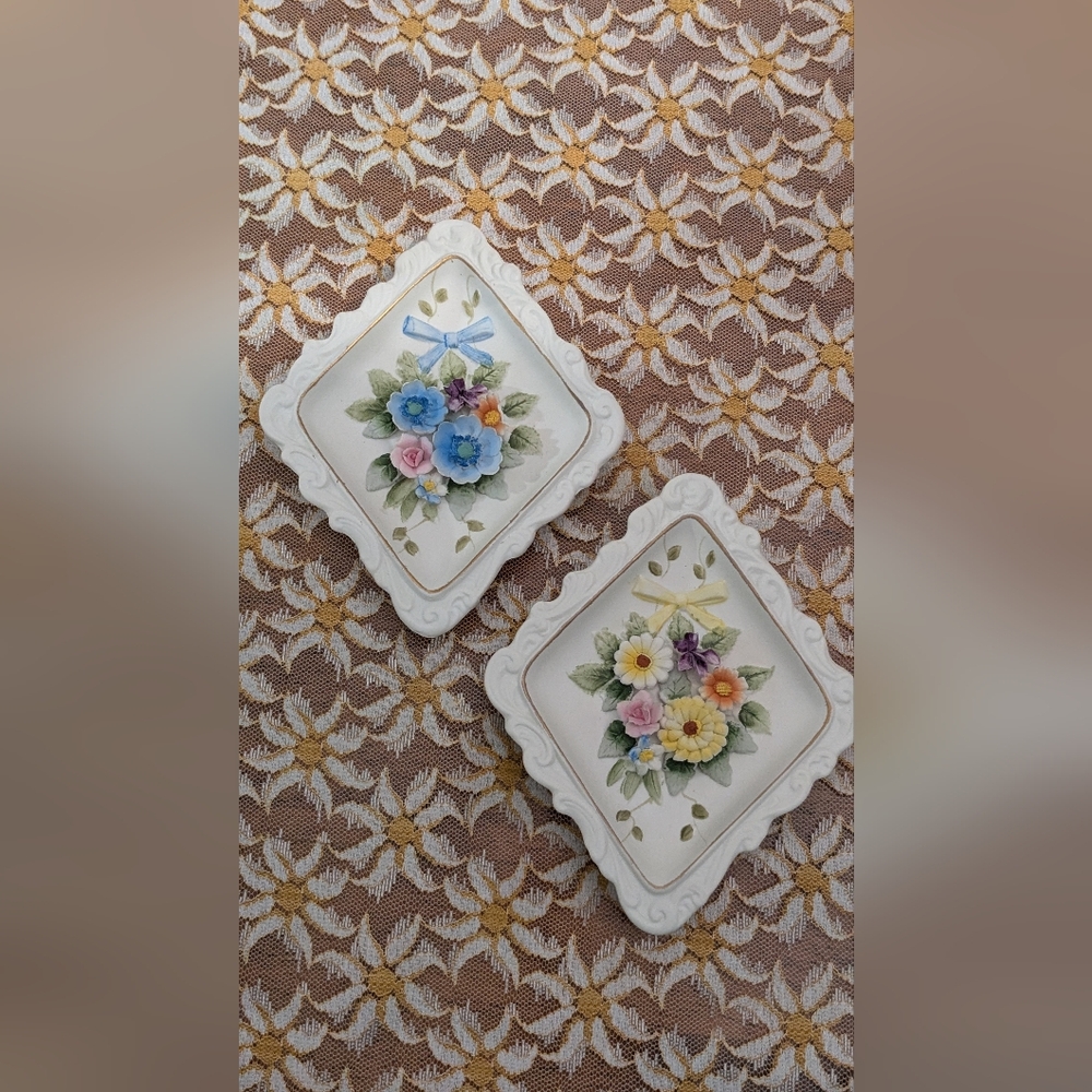 Gorgeous Lefton porcelain wall plaques hangings flowers with bows-HG1